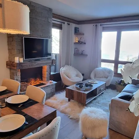 Arcs 1950 Luxe Type 5 A 7 Personnes Vue Imprenable Sur Le Montblanc Skis Aux Pieds